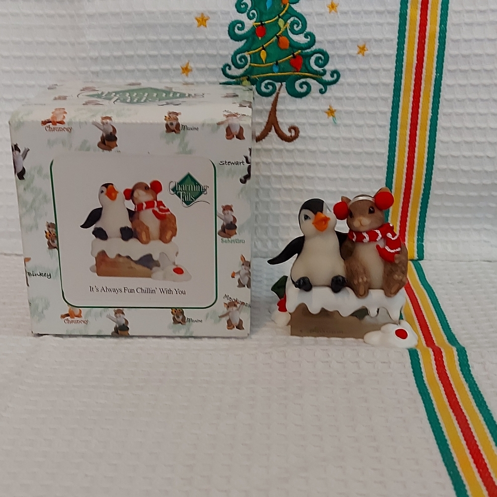 NWT Enesco Charming Tails " It's Always Fun Chillin' With You"  2011 - Retired